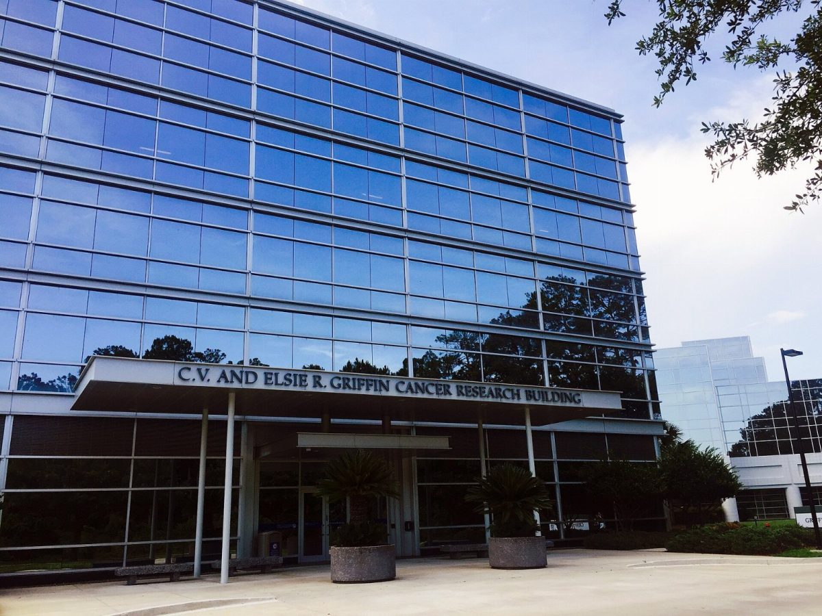 The C.V. and Elsie R. Griffin Cancer Research Building at Mayo Clinic in Florida.