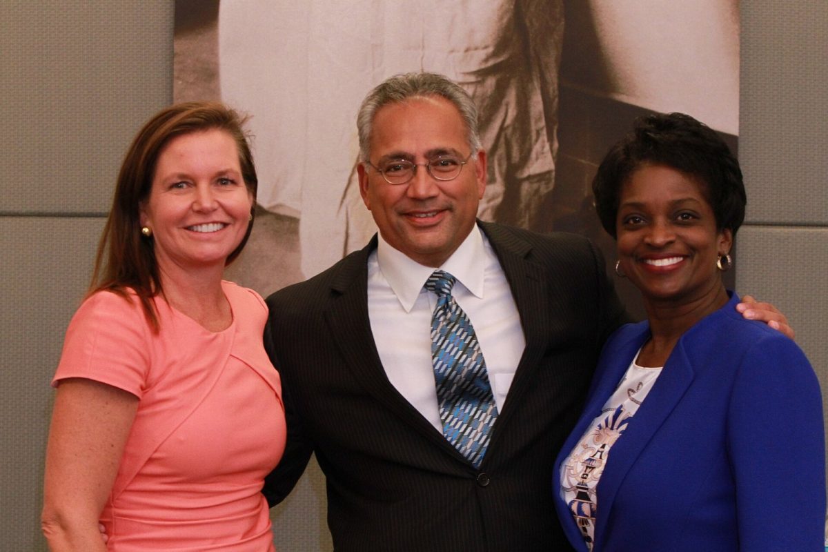 Dr. Sarvam TerKonda of Mayo Clinic in Florida at the 2015 summit.